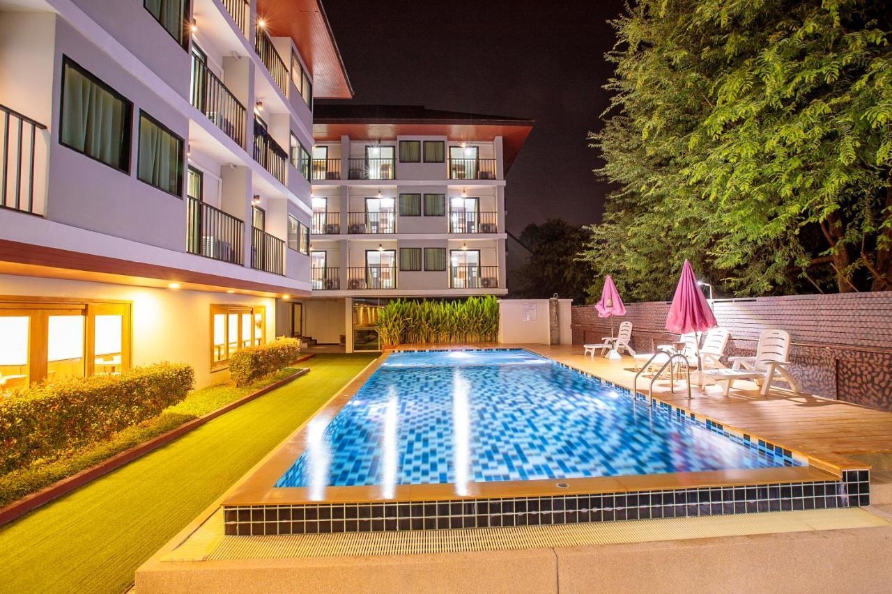 Huen Jao Ban Hotel Chiang Mai Exterior photo
