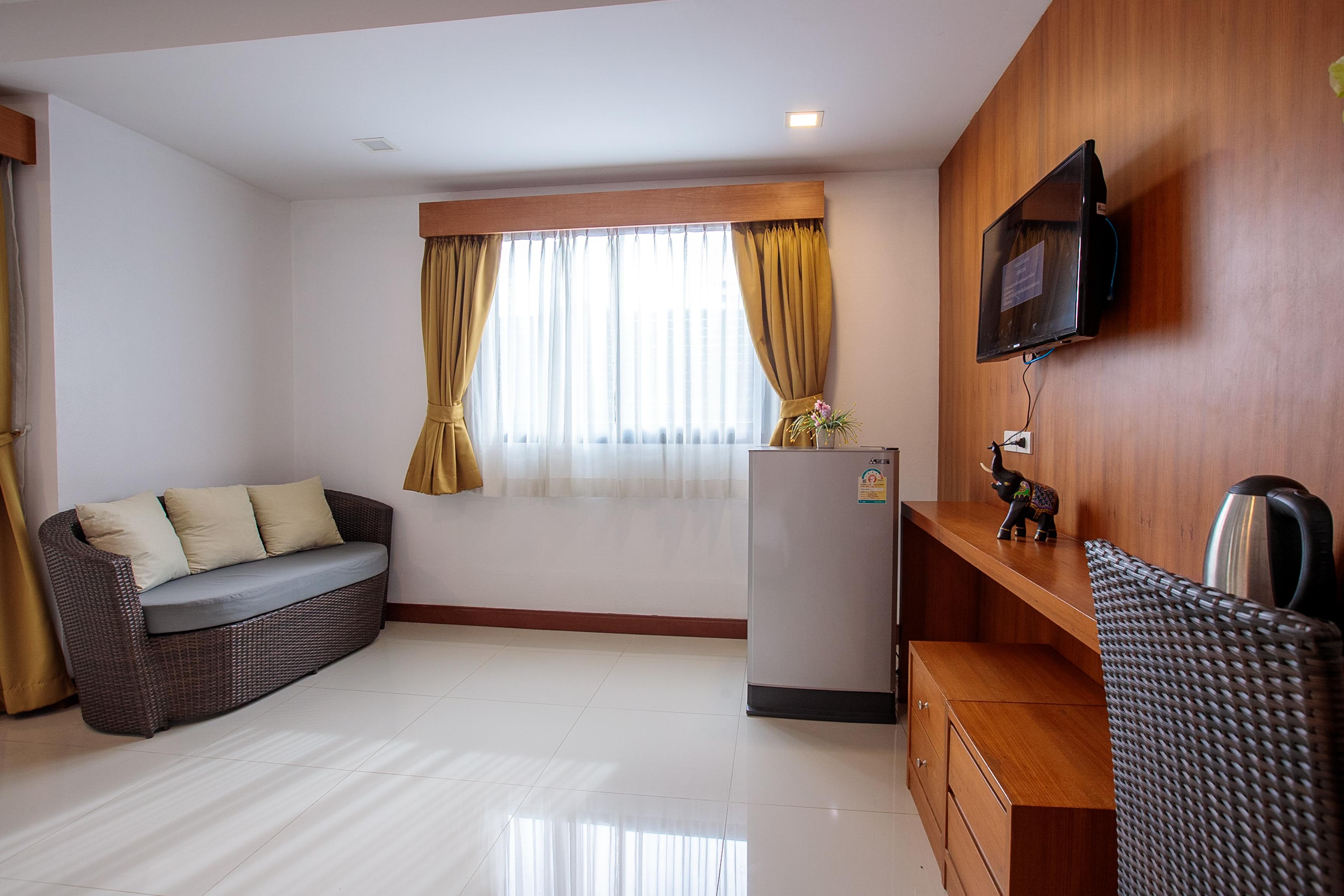 Huen Jao Ban Hotel Chiang Mai Exterior photo