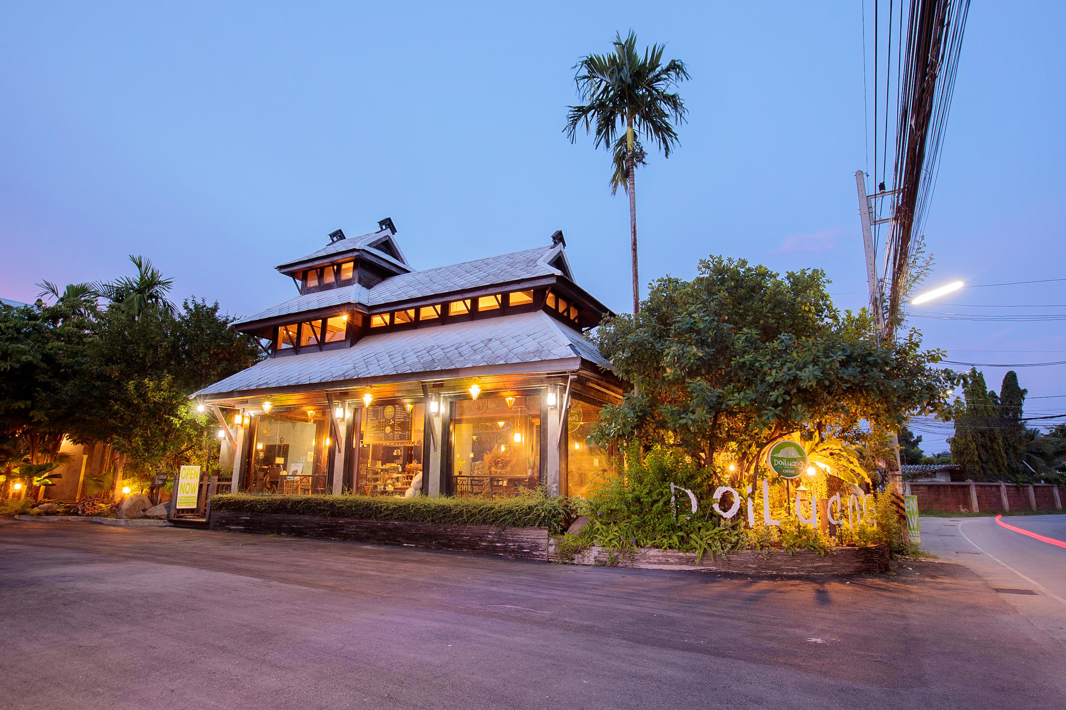 Huen Jao Ban Hotel Chiang Mai Exterior photo