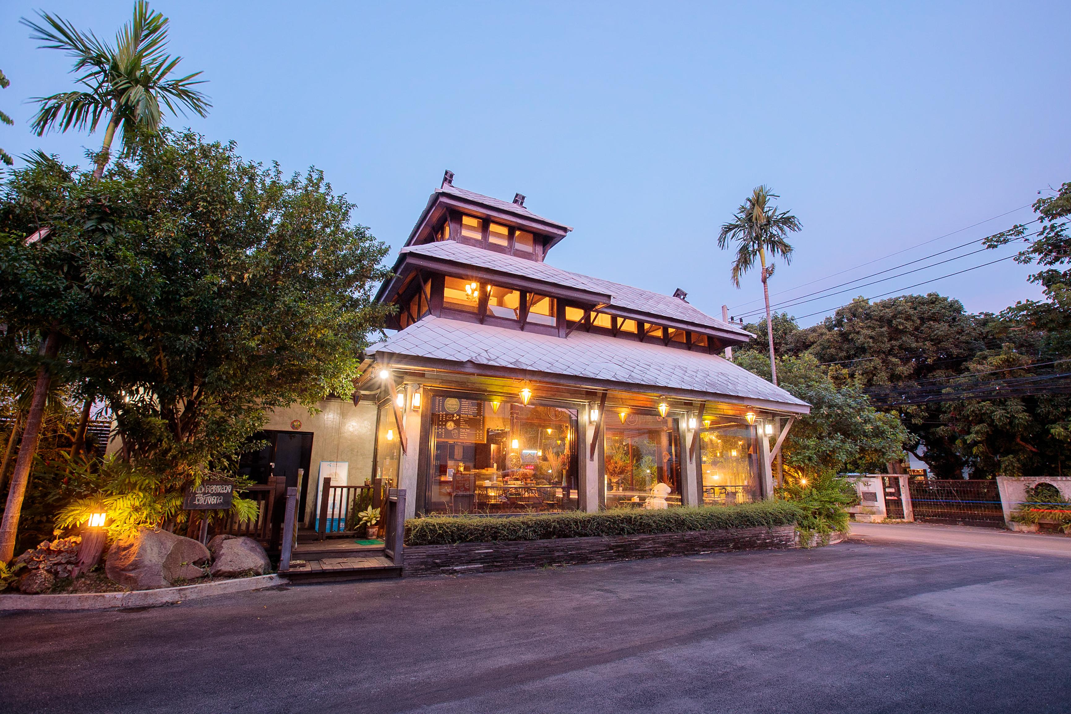 Huen Jao Ban Hotel Chiang Mai Exterior photo