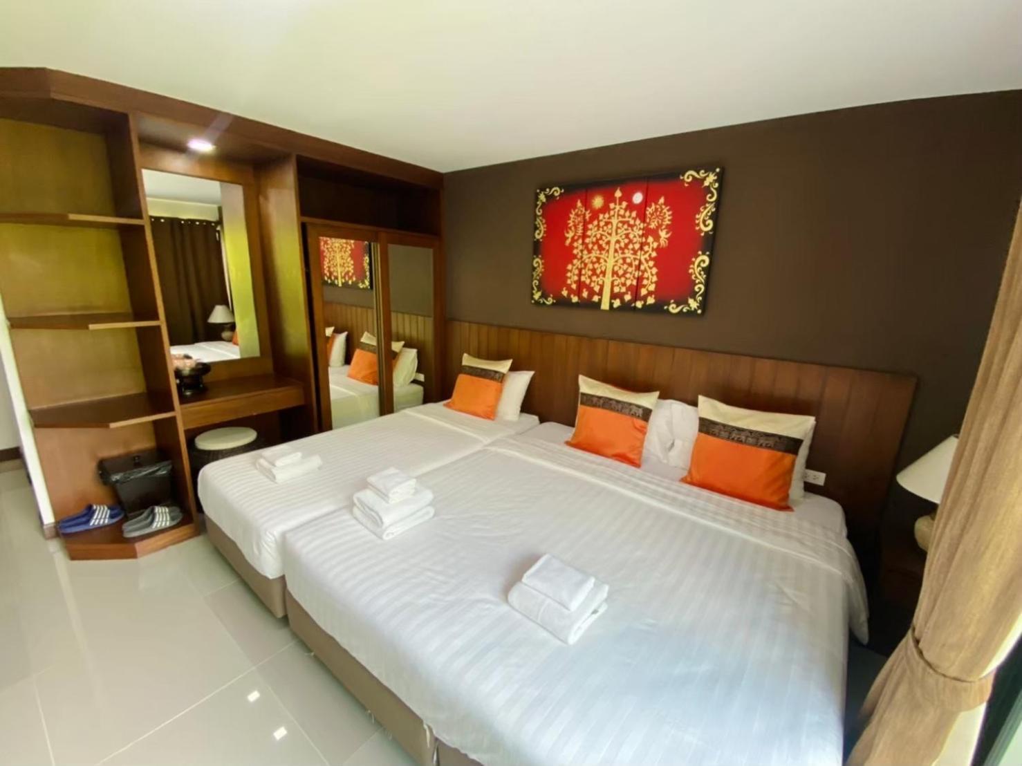 Huen Jao Ban Hotel Chiang Mai Exterior photo